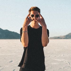 Meet your Posher, Devon